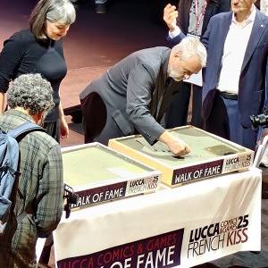 2d0f4985-bd58-49b9-b353-3ebf2891ad42