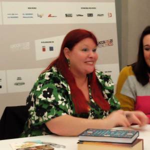 a6e59658-6d3c-4931-a9e8-3fae5ca7e943