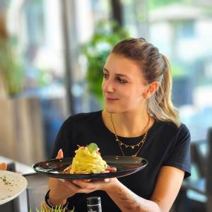 ec768f41-fb50-4bf4-95ac-4cd15b80f44e