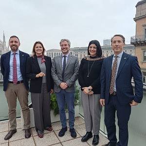 ced3e362-88d8-4daa-a337-8c34cee482fb