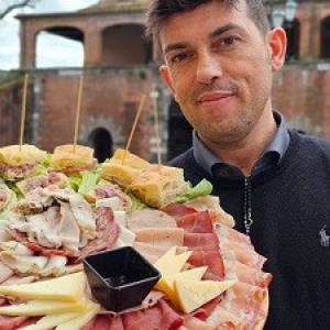 cad4962e-0fc0-49d3-b8db-d6bc86b2c5f9