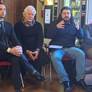 8fa4d5c5-f52a-4d4e-a883-cfd622b8bc96