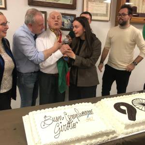 5a01bb85-506c-47c6-8854-ae942bc2fb7a