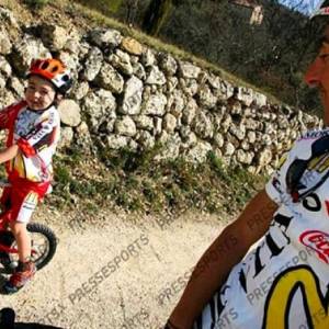 Miguel e Lenny Martinez in maglia amore e vita