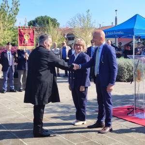 49c32044-6f39-40b4-9716-46a6f80bc431