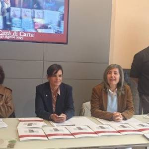 0e4c2181-56a9-4b9d-89cb-345925cabc25