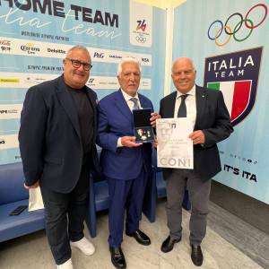 0b7a61f8-42ee-4776-aba6-eaa1f855bf8c