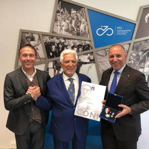 99f0fe34-9e95-4415-b1d3-519df951737b