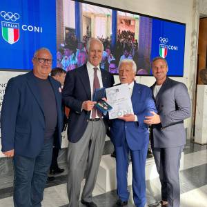 f70b0fcc-e048-49ac-90c6-786853f329bb